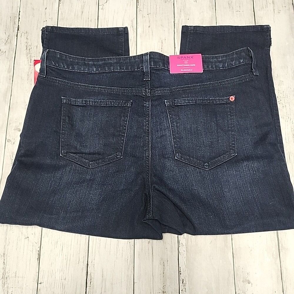 Spanx NWT Womens Size 32 Slim-X Casual Cropped Capri Jeans Shaping - Picture 5 of 13